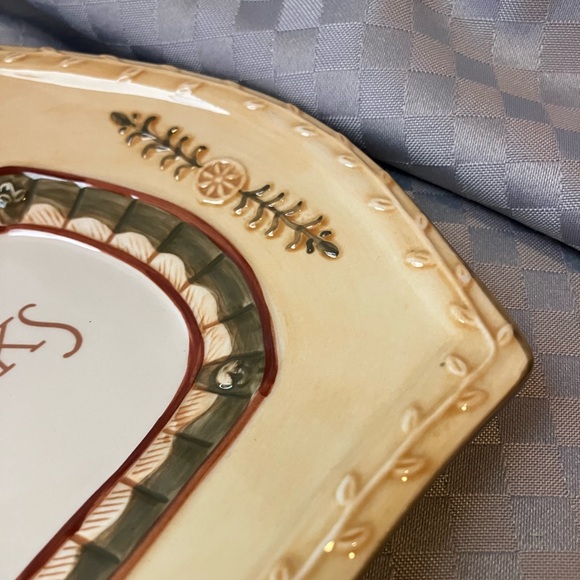 AMSCAN Thanksgiving Theme “Give Thanks” Serving Tray Dish - Picture 3 of 7